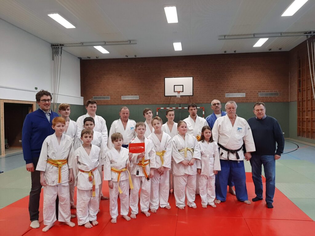 Judo trainieren beim SV Holthausen-Biene (Lingen)